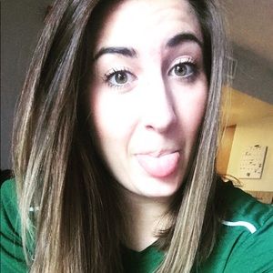 Meet your Posher, Alyssa